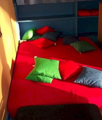 <span>Unsere</span><br />
Chillout <br/>Lounge